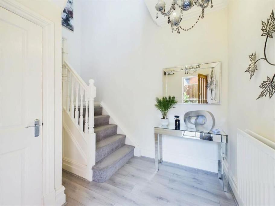 Upmarket Apartment In Ormskirk Εξωτερικό φωτογραφία
